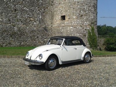 VW BEETLE CABRIOLET -CLASSIC CAR RENTAL LAKE GARDA -VERONA-MANTUA-BRESCIA