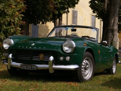 TRIUMPH SITFIRE MK2 -NOLEGGIO AUTO D’EPOCA LAGO DI GARDA-VERONA-MANTOVA-BRESCIA