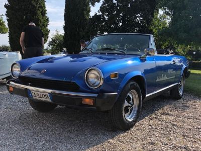 FIAT 124 -CLASSIC CAR RENTAL-HIRE LAKE GARDA -VERONA-MANTUA-BRESCIA