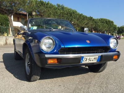 FIAT 124 -NOLEGGIO AUTO D’EPOCA LAGO DI GARDA-VERONA-MANTOVA-BRESCIA